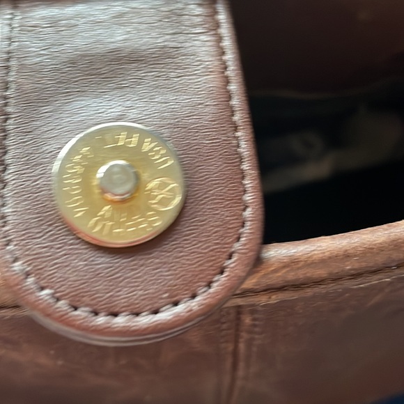 Vintage Large Leather Coach Tote and wallet - Picture 7 of 16